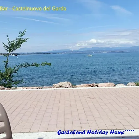 Gardaland Home***** Apartment